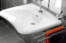 V&B Waschtisch ViCare 600x490mm mit ÜL, Ceramicplus we