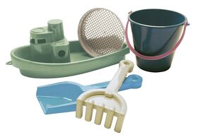 DANTOY Blue Marine Boot und Sandspielzeug Set 5-teilig 1 Eimer, 1 Sieb, 1 Schaufel, 1 Harke, 1 Boot