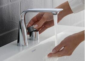 Duravit 2-Loch-Waschtischbatterie D.1 M m Drehgr. o Zugst-Ablaufgarn. chrom