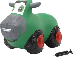 Fendt Hüpftraktor mit Pumpe