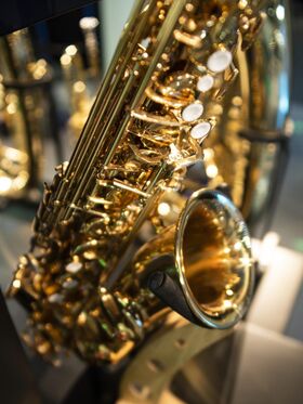 DIMAVERY SP-50 B-Tenorsaxophon, gold